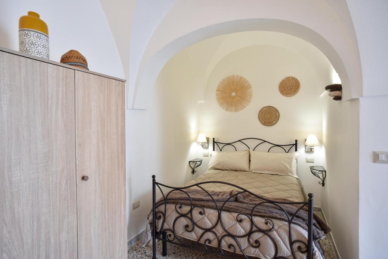 Casa Di Peppino Villa เชจลีเมสซาปิกา ภายนอก รูปภาพ